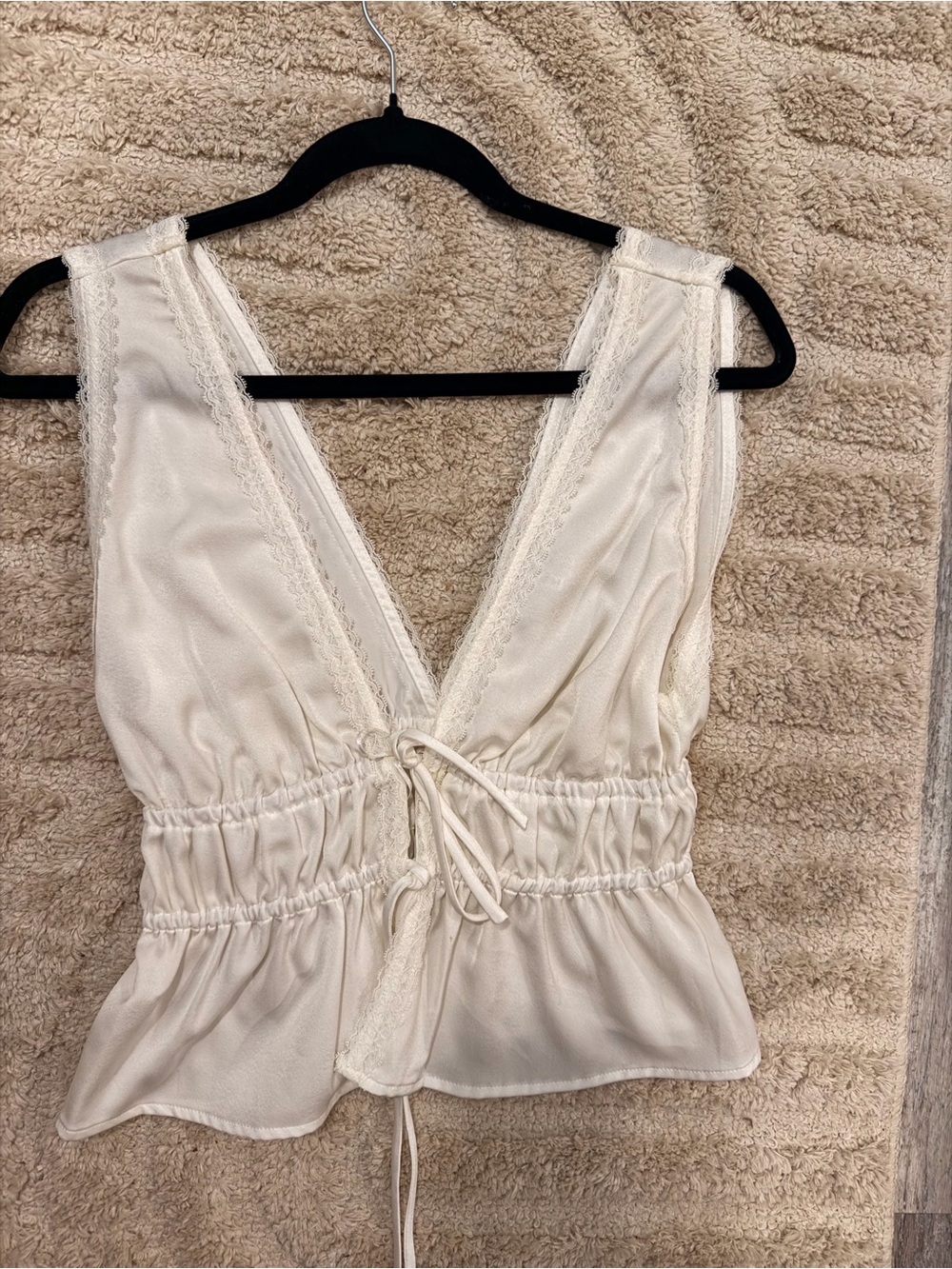 Wayf Ivory Lace-Trim Tie-Front Women's Top XS
